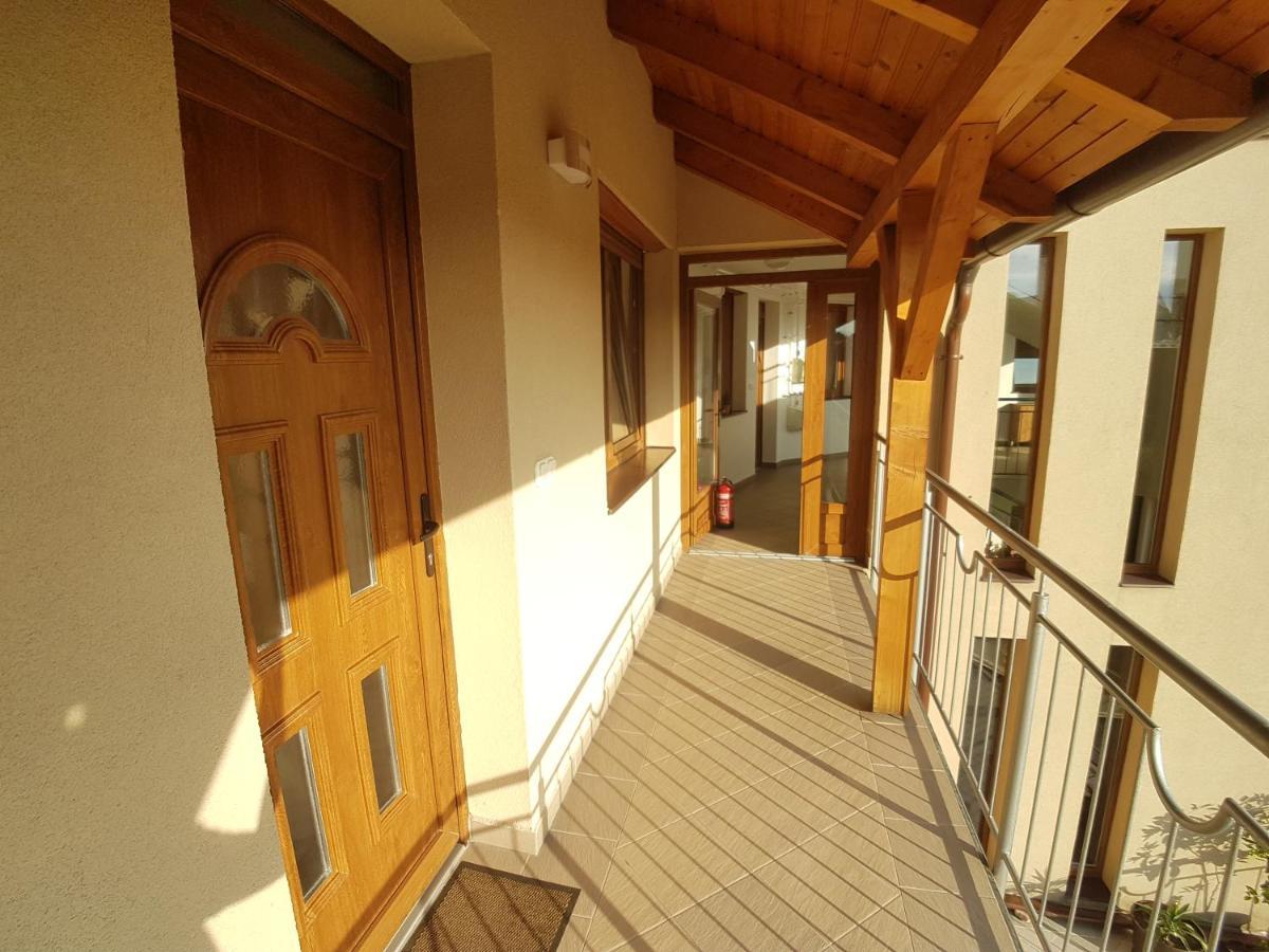 Dorci Apartman Keszthely Extérieur photo